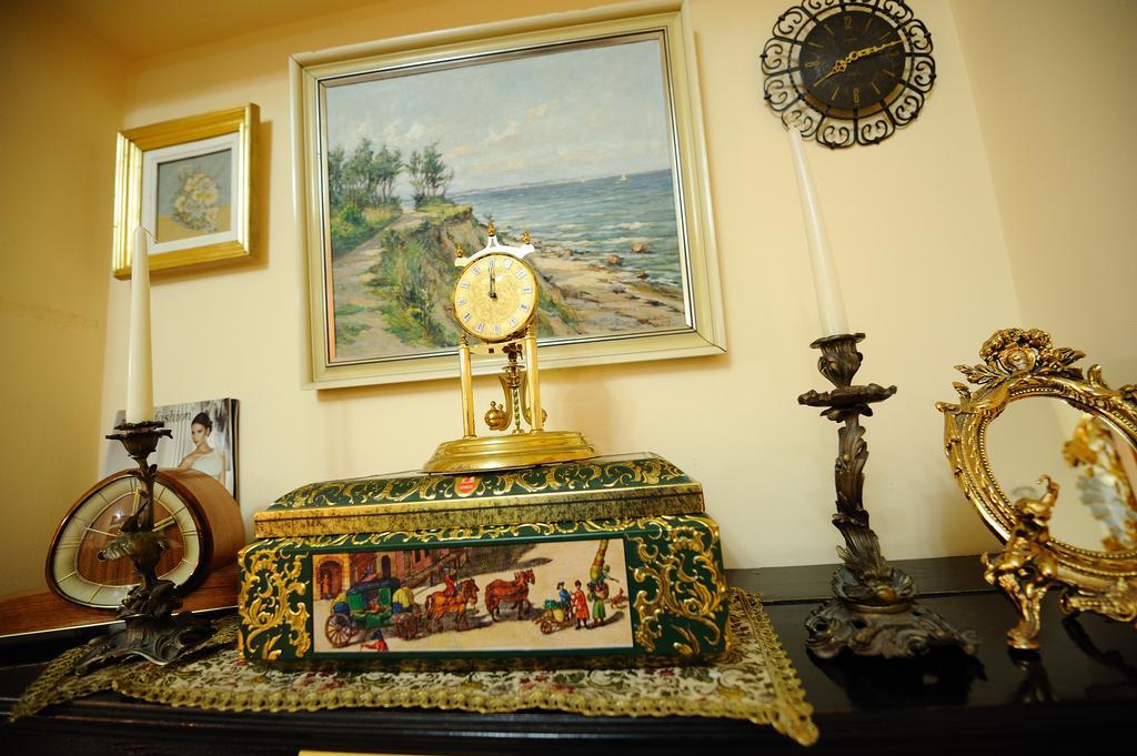 Hotel Royal Крайова Экстерьер фото